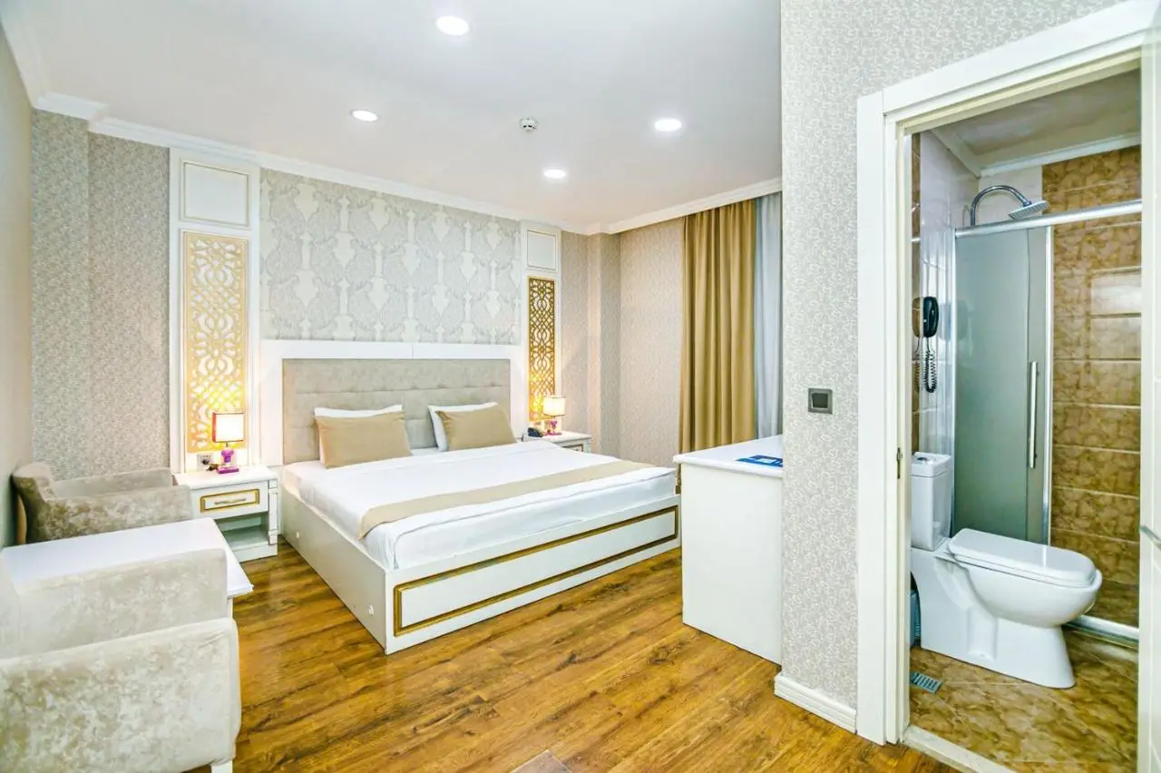 Maris Hotel Baku