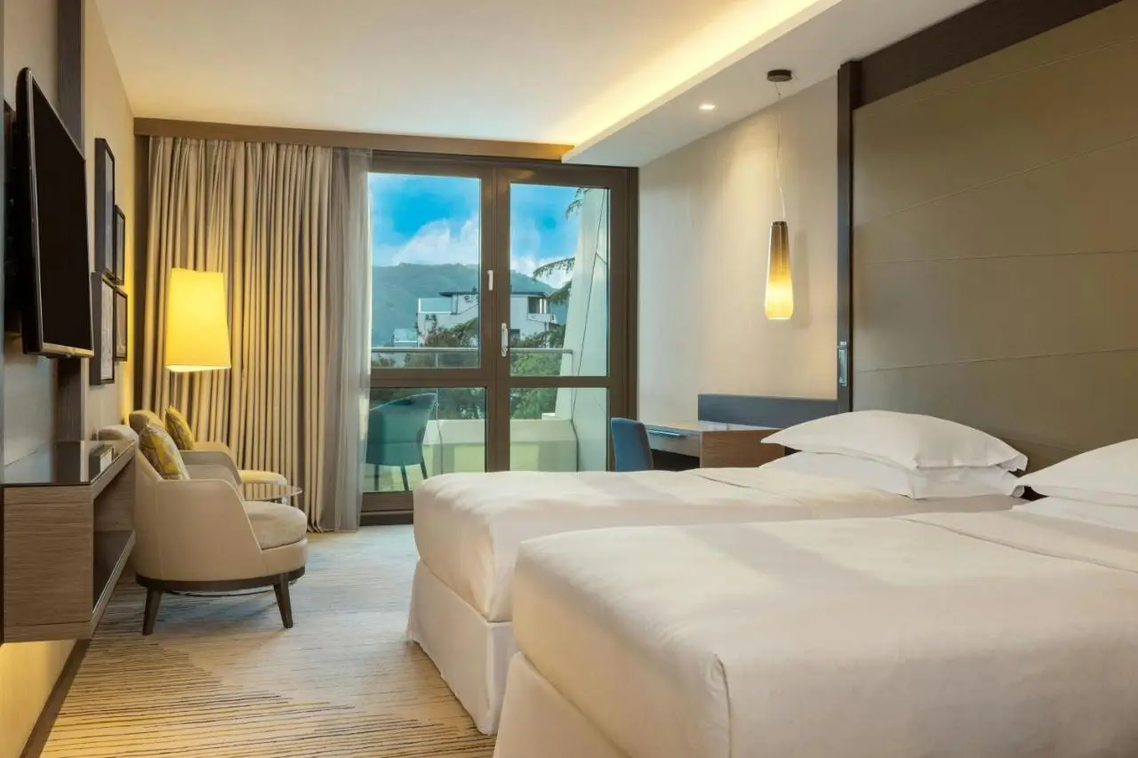 Sheraton Grand Tbilisi Metechi Palace