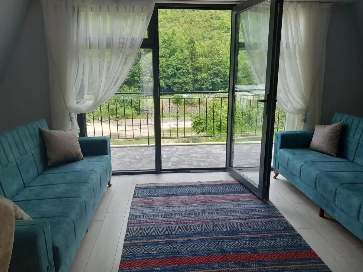 uzungöl Çaykara pansiyon bungalov