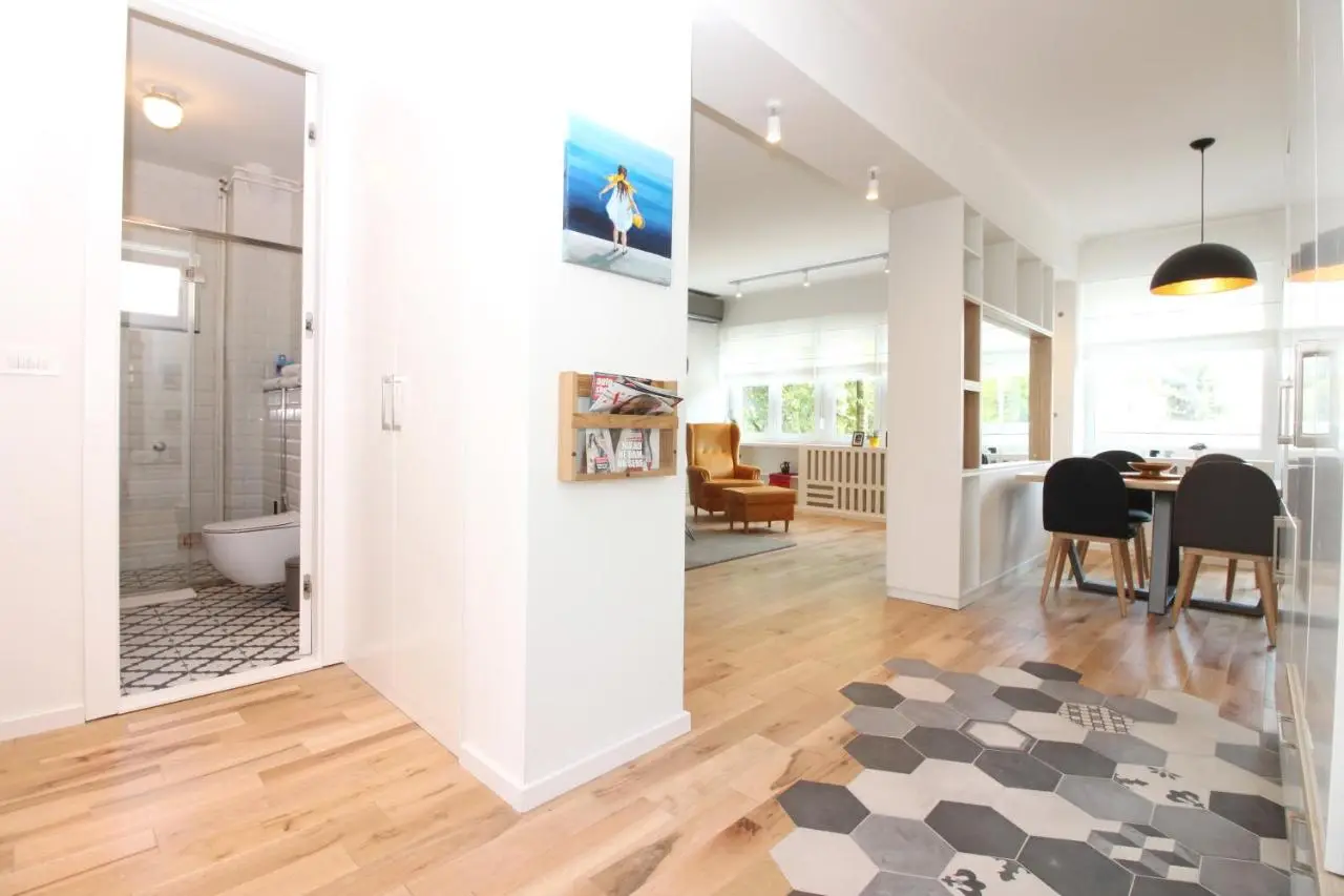 Sunshine Apartment