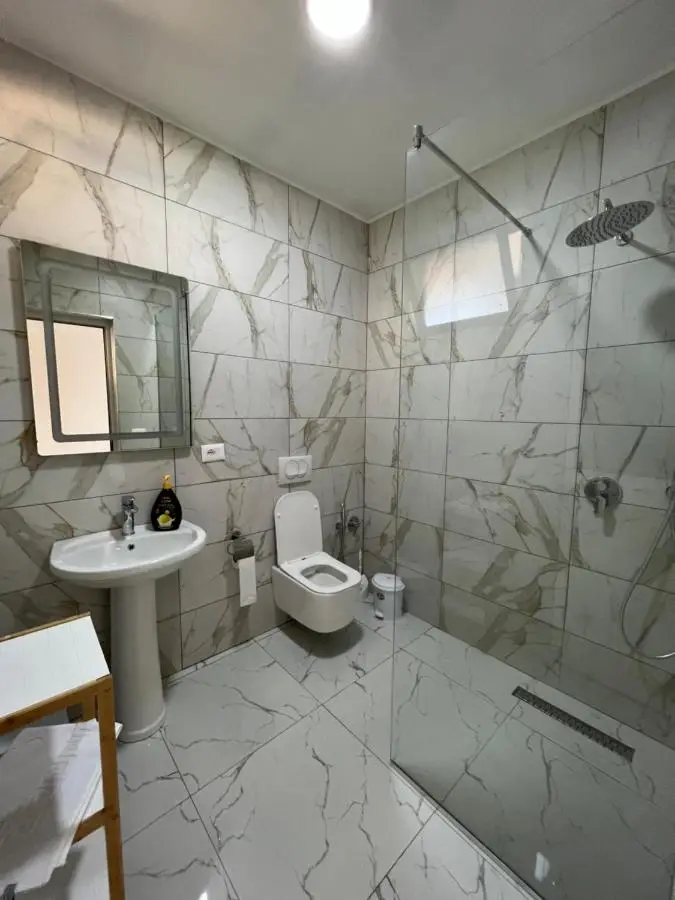 Restorant Hotel Xheni