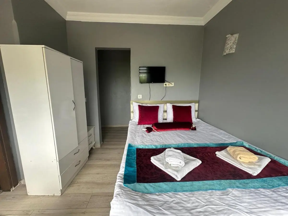 Happy Suite Boutique Hotel
