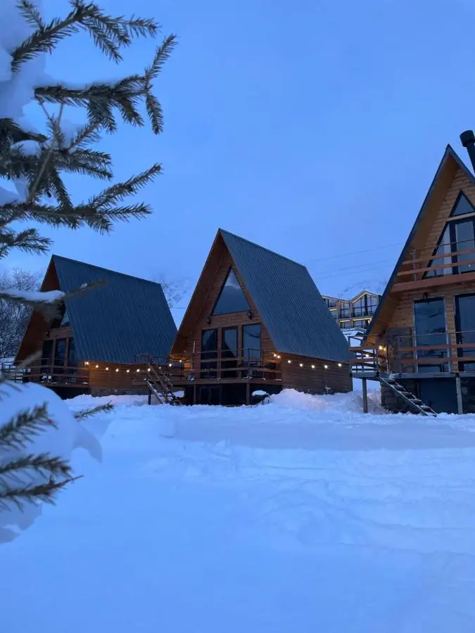 AURA Cottages