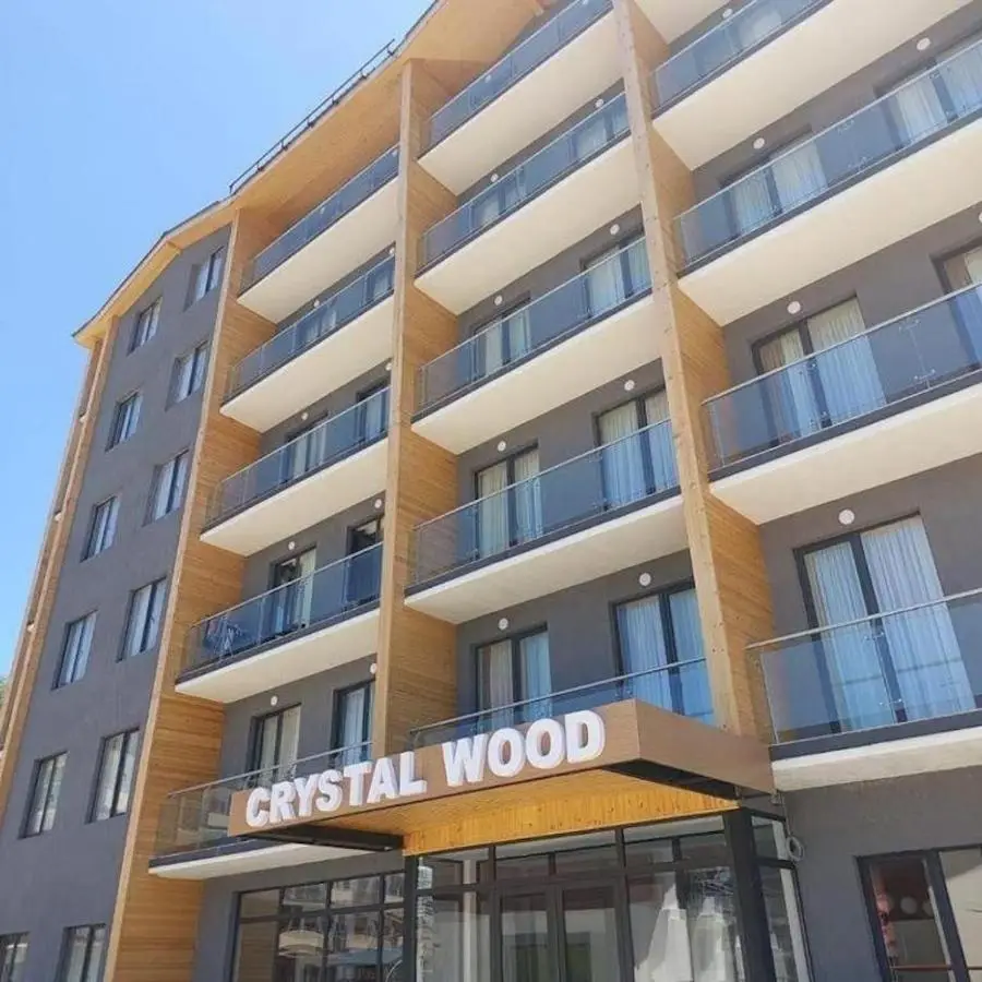 Crystal Wood Apartment 213