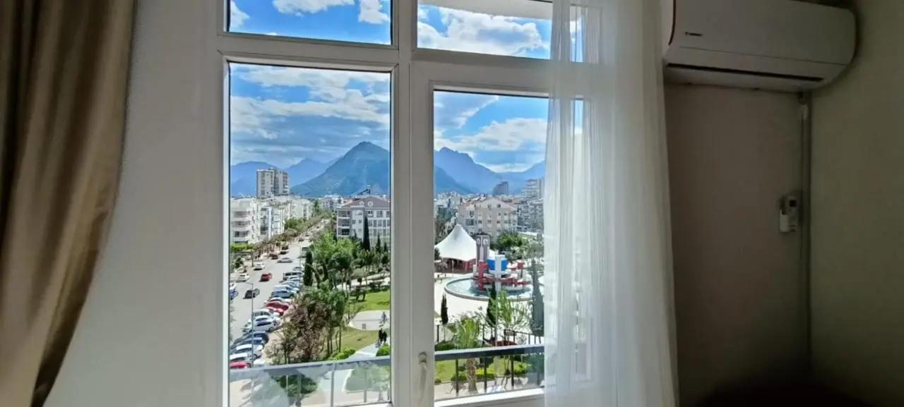Far Life Hotel