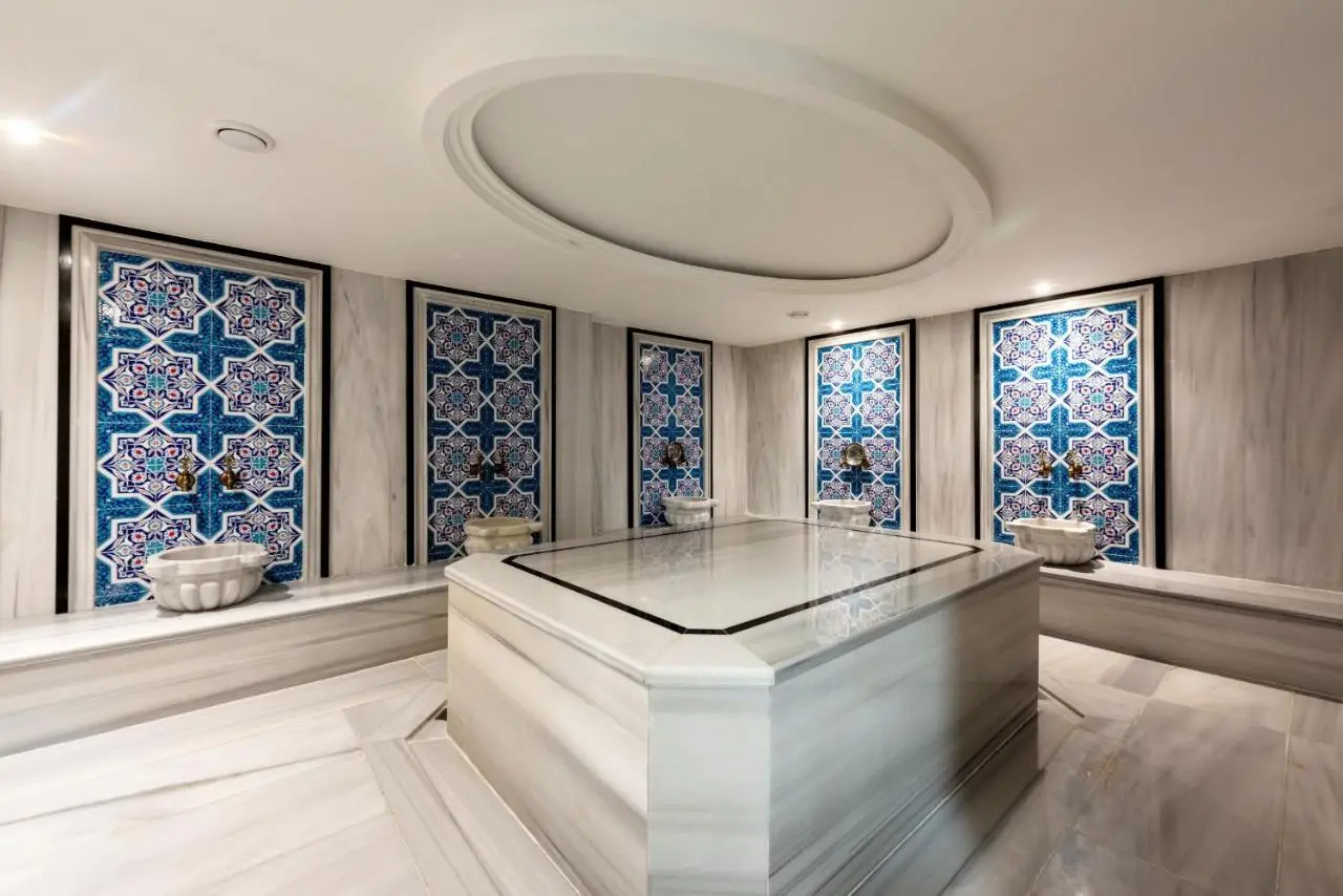 Hotel Boursier 2 & Spa