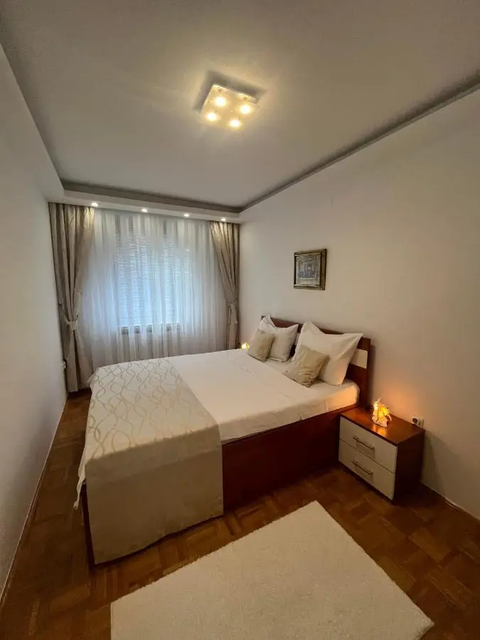 SASE Apartment