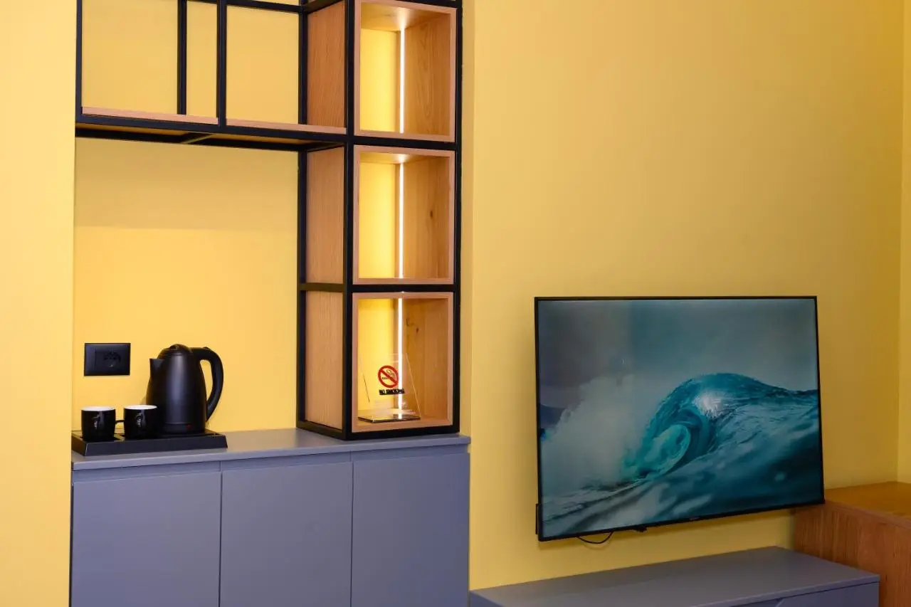 Adore Home