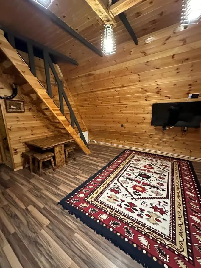A-Frame Qusar