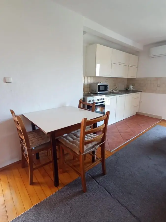 Apartman "EM"