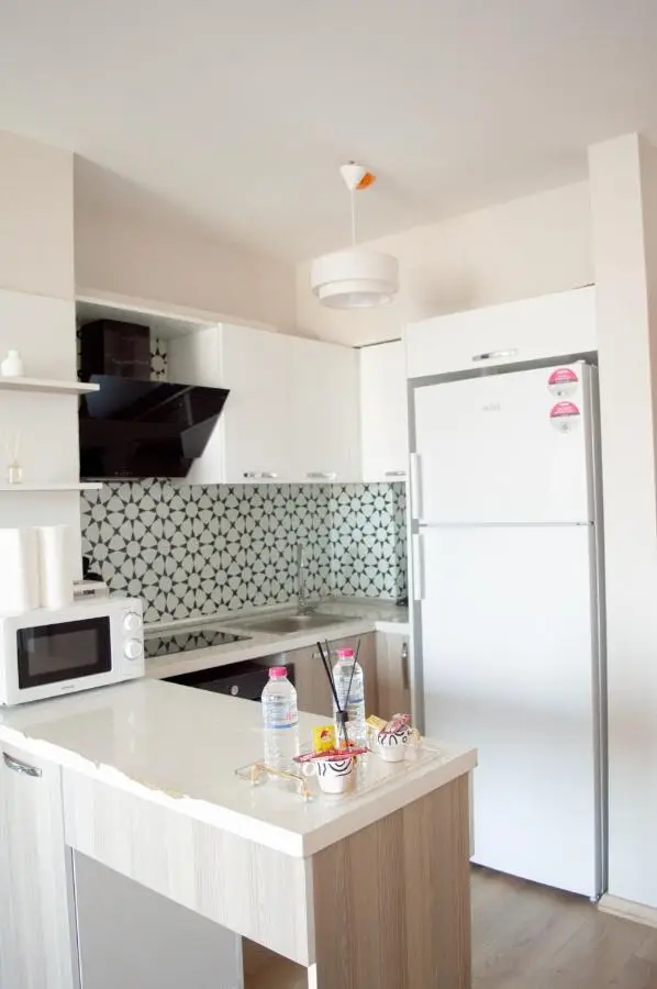 Luxe Suite AI28