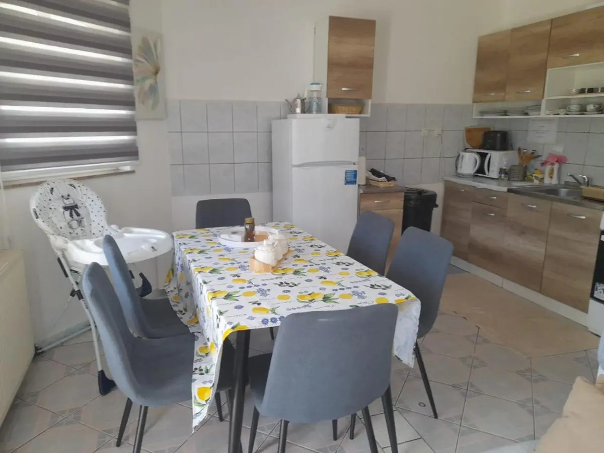 Amina River Apartment