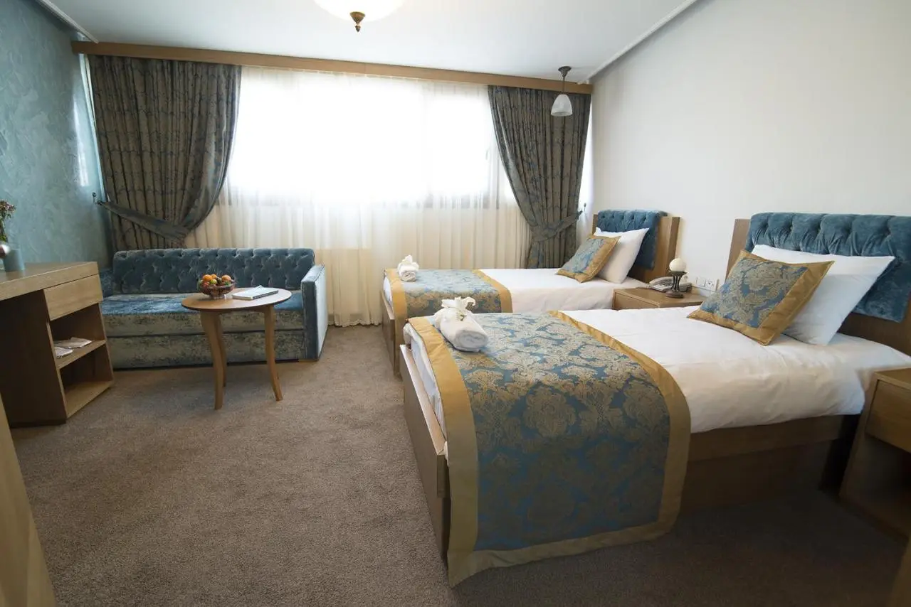 Cumbali Suite Hotel