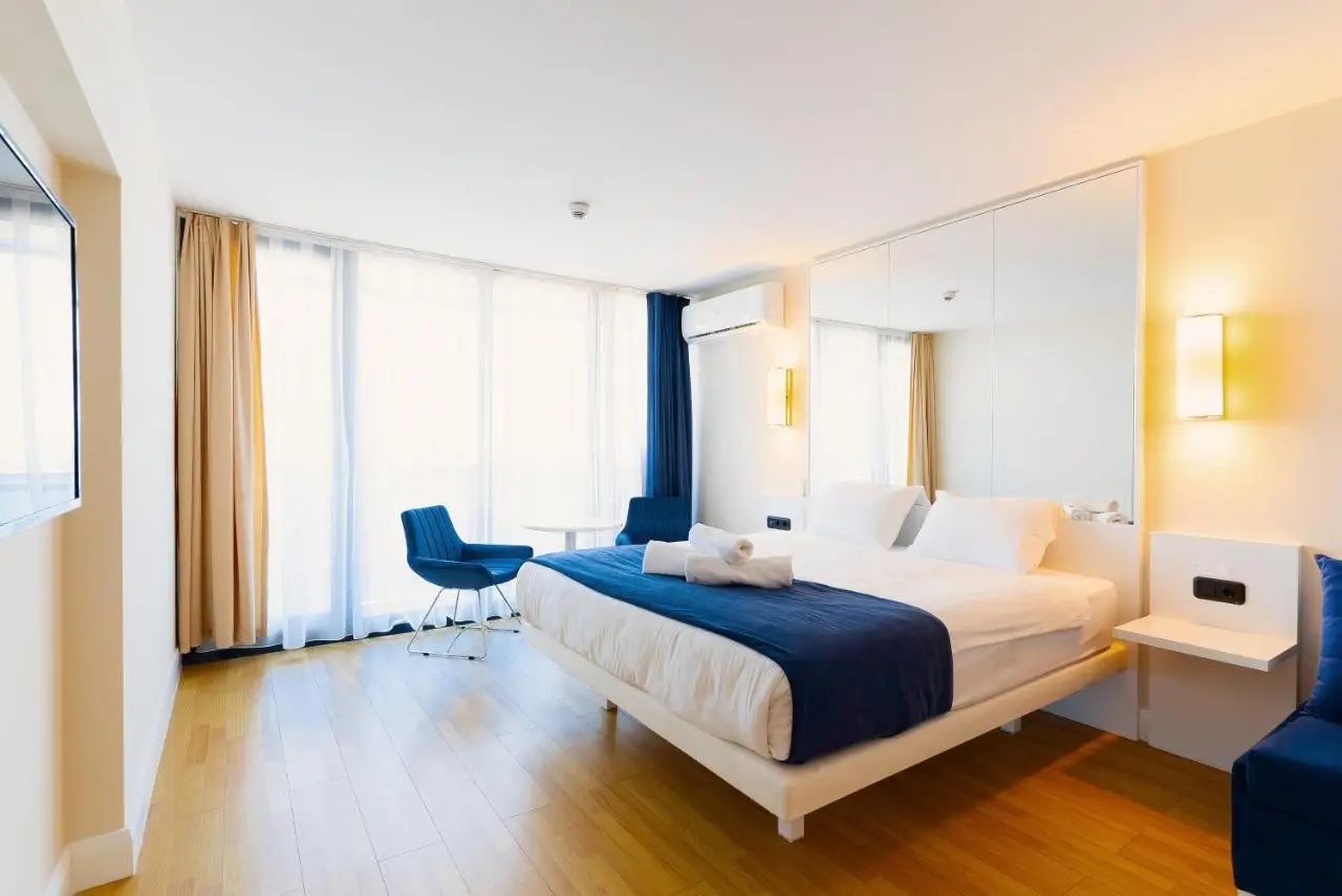 Luxury Sea View Apartments