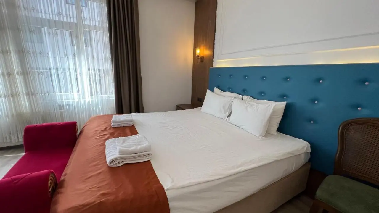 Taksim Square Luxury 4BR Next to Hotels Perfect for Families & Groups
