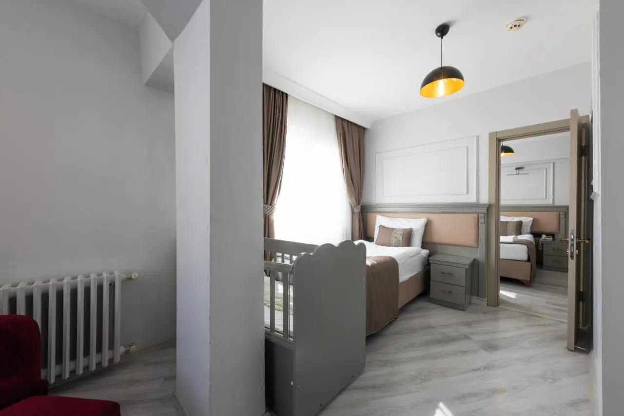 Kuran Hotel International