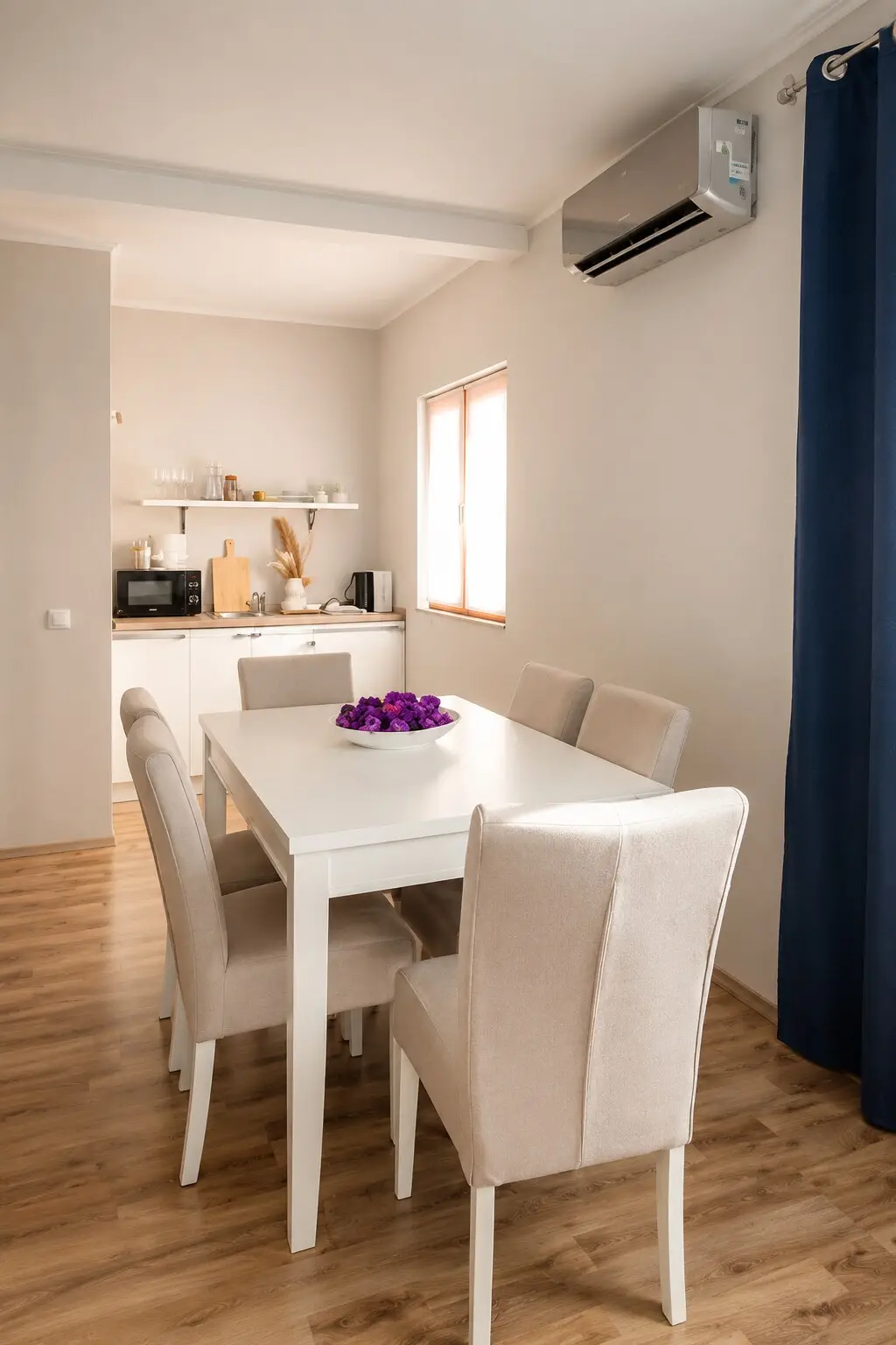 Sara’s Magical Place - Free Parking & Balcony View