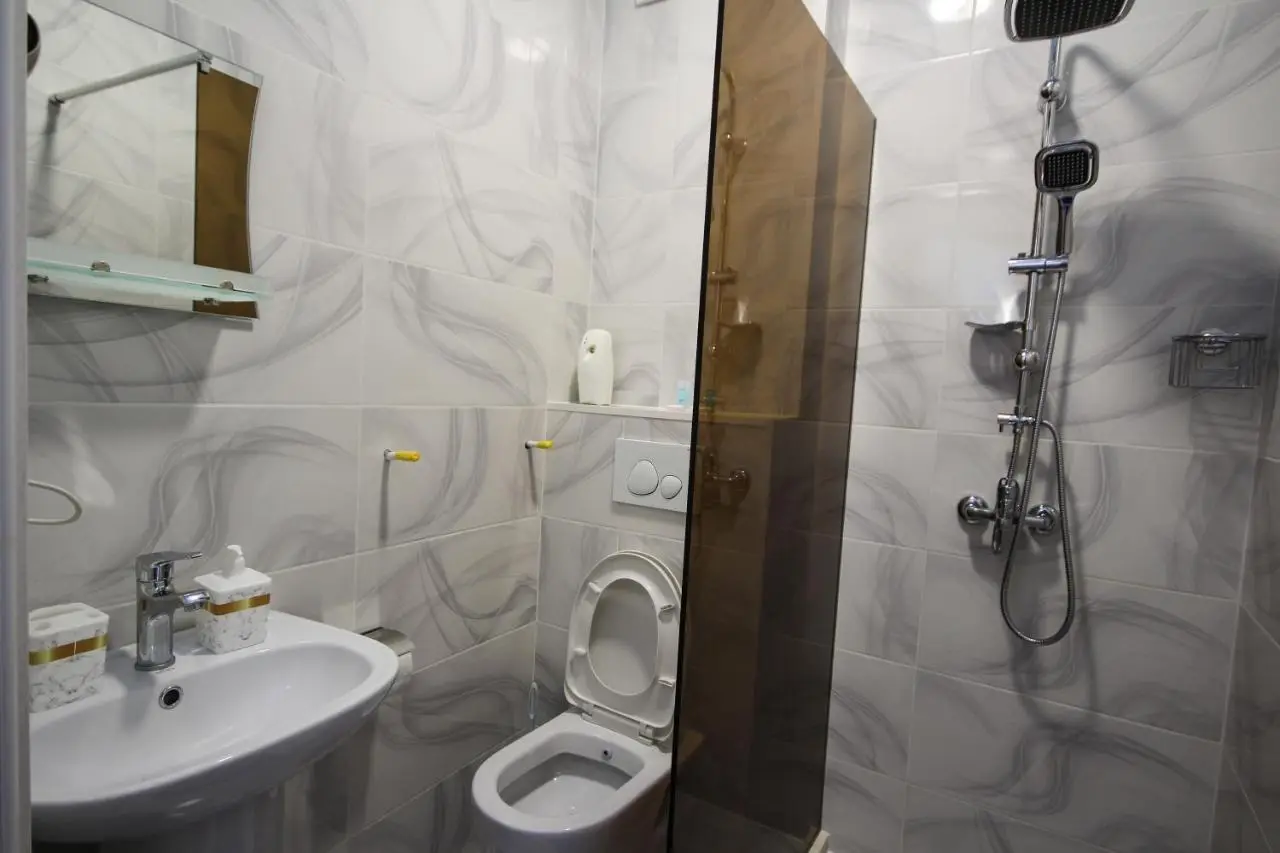 Guest House 99