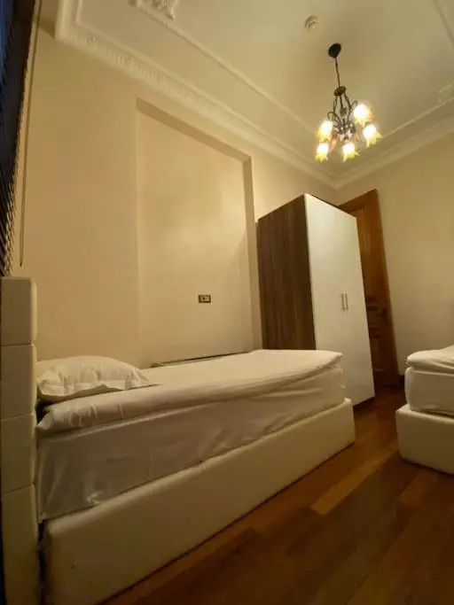 Aslan Residence