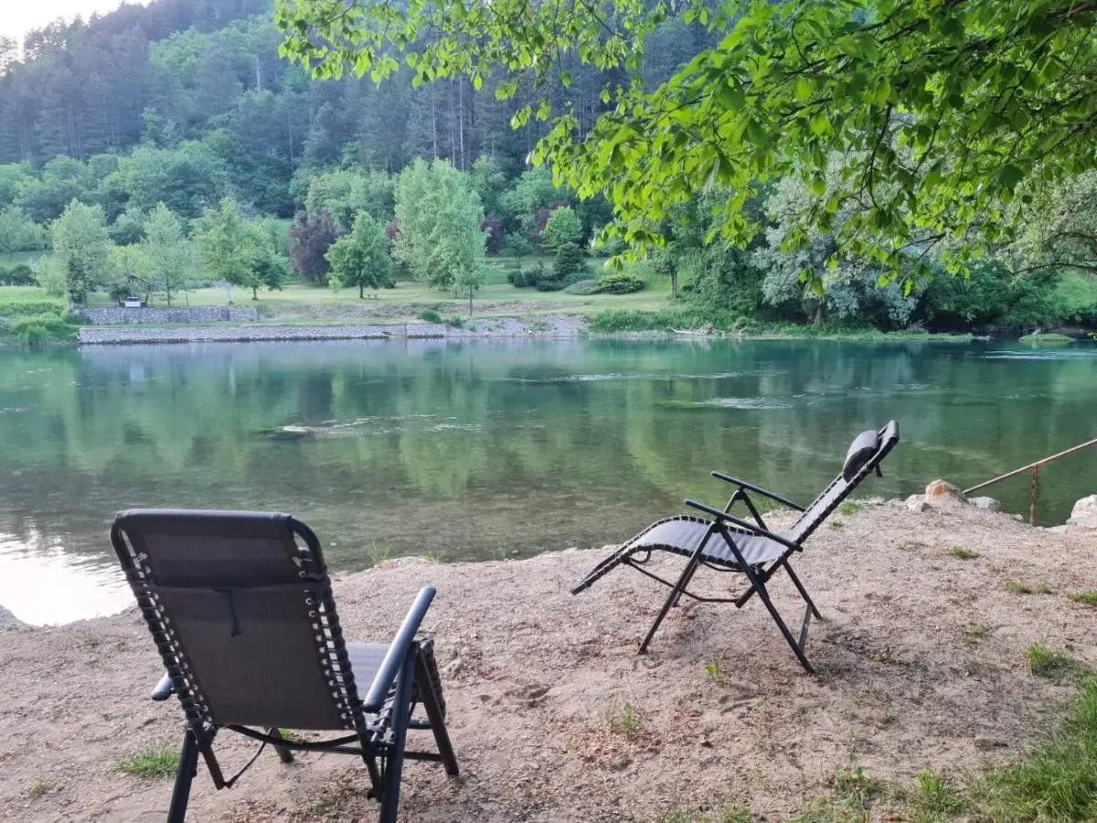 EMRAH RIVER UNA