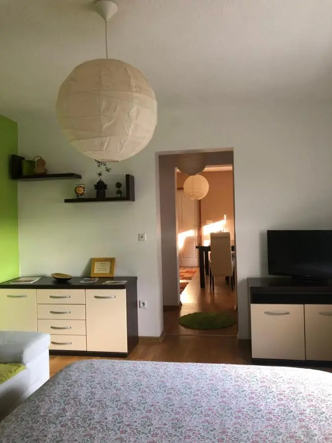 Apartment Incognito