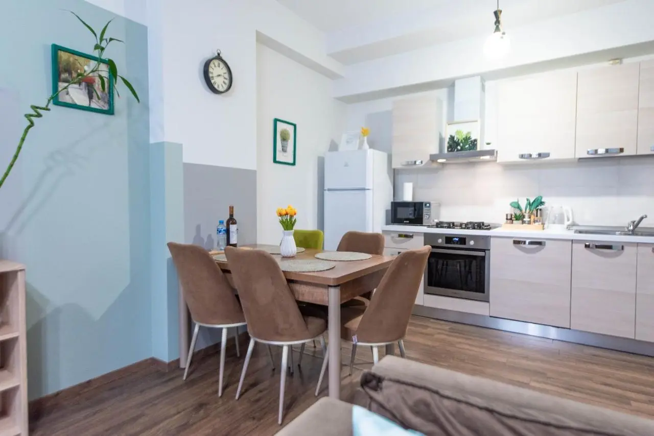 GG Home - new, cozy 2 bedroom apartment on 16th floor