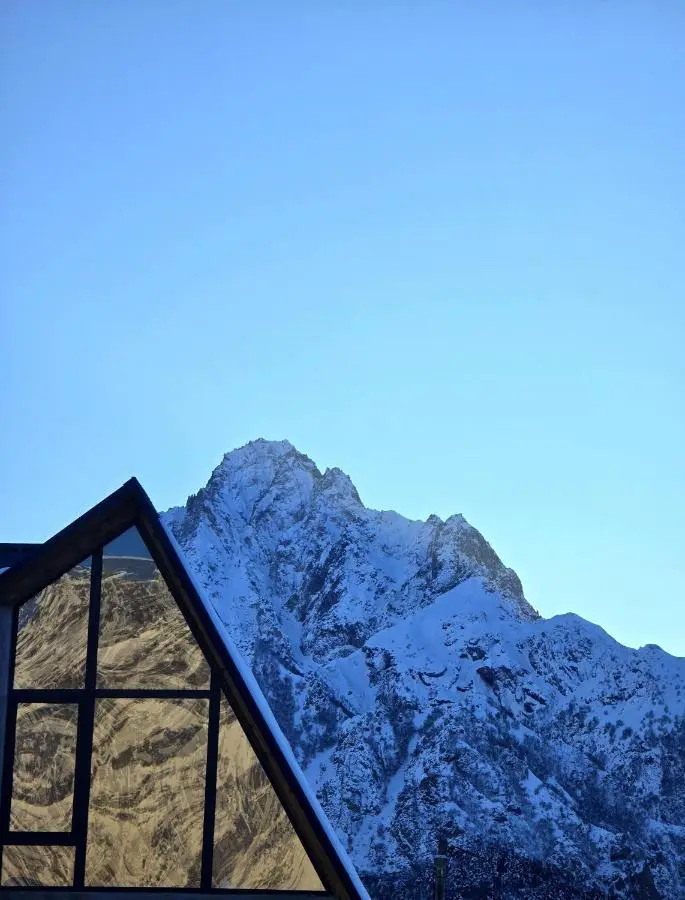 Grand Mountain Cottage