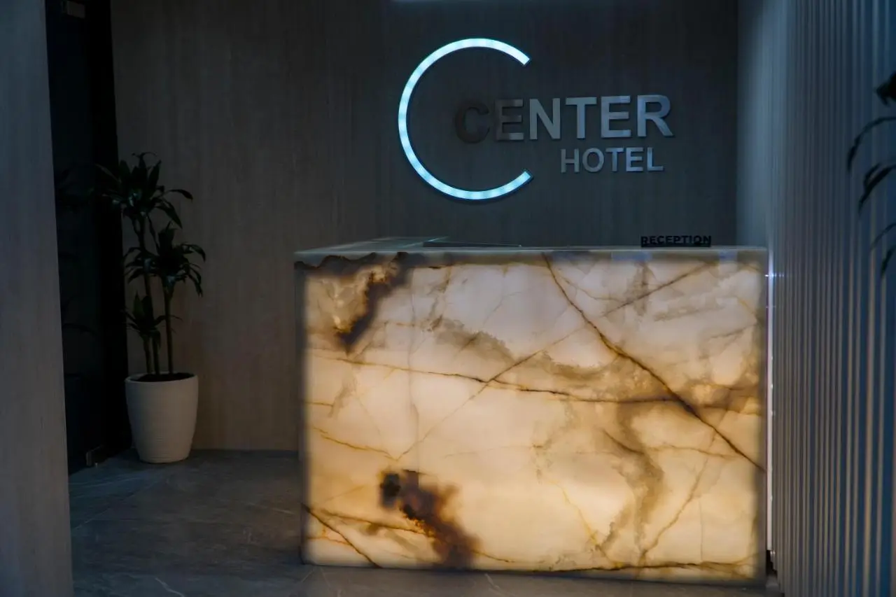 Center Hotel