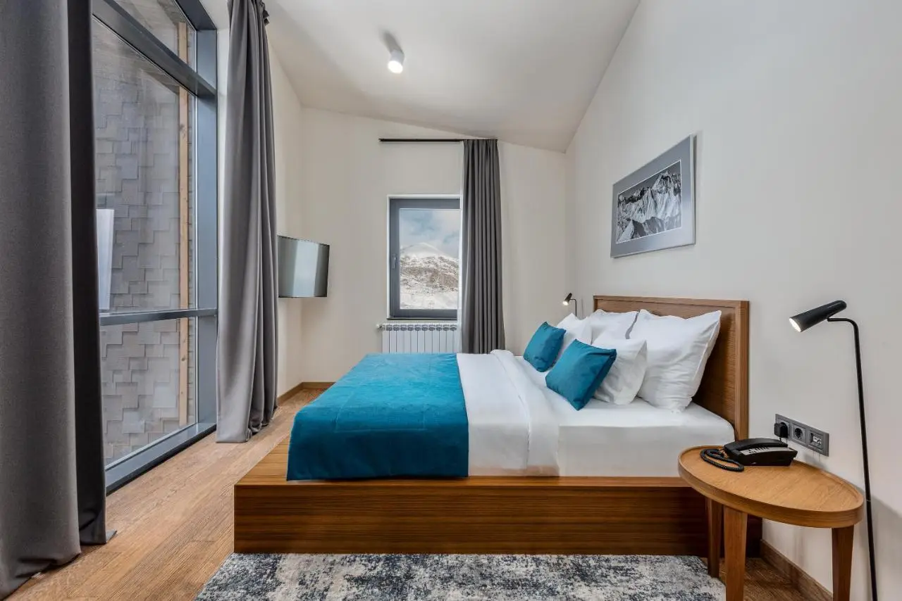 Gudauri Lodge