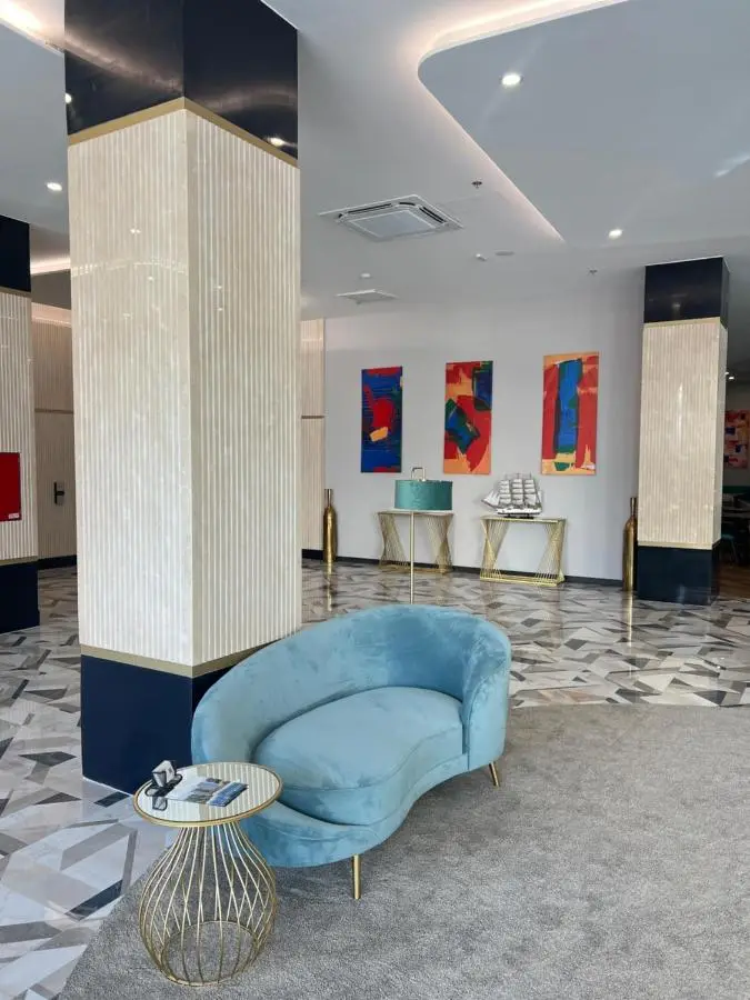 Hotel Navi