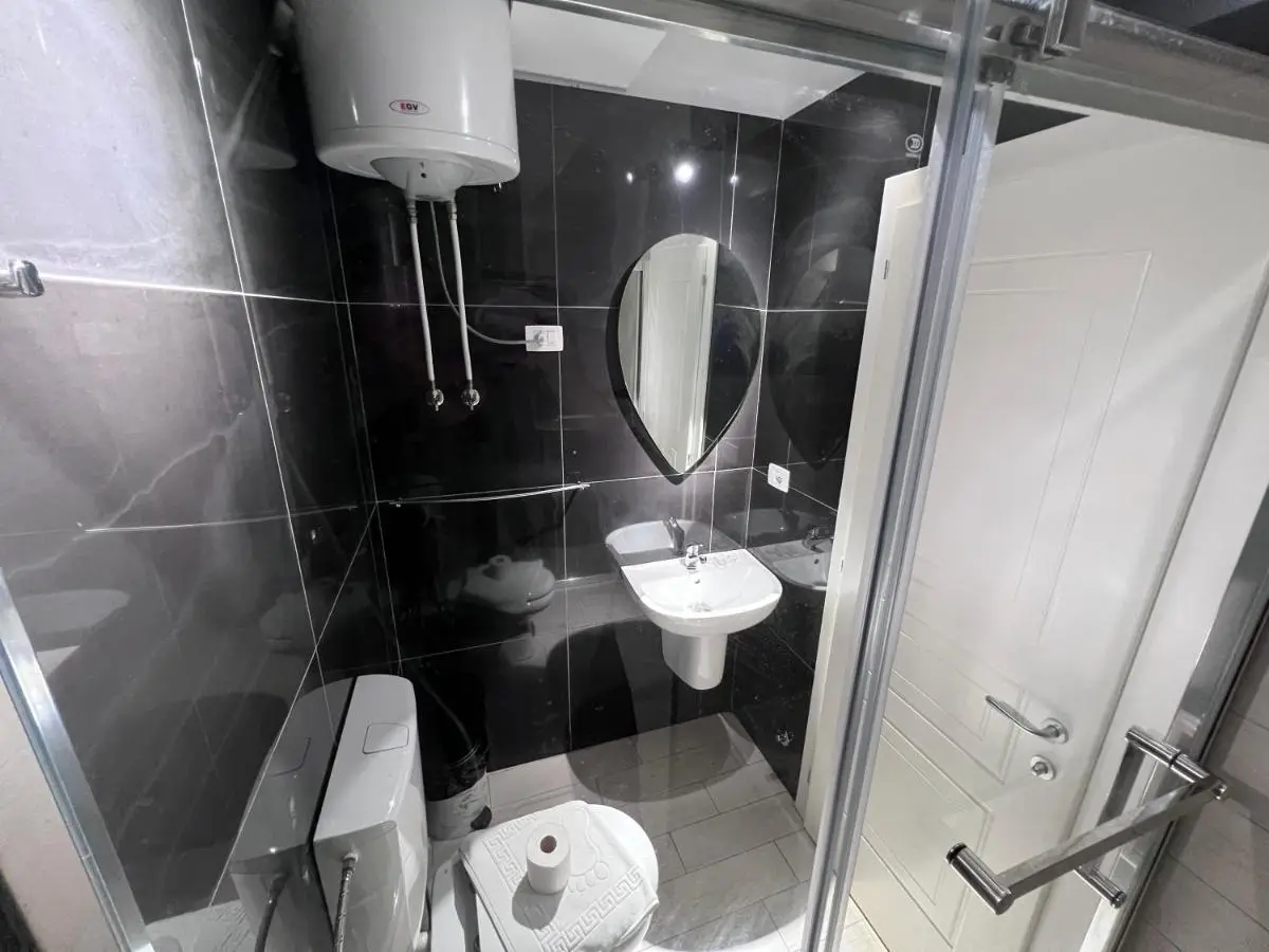 Bobi Hotel