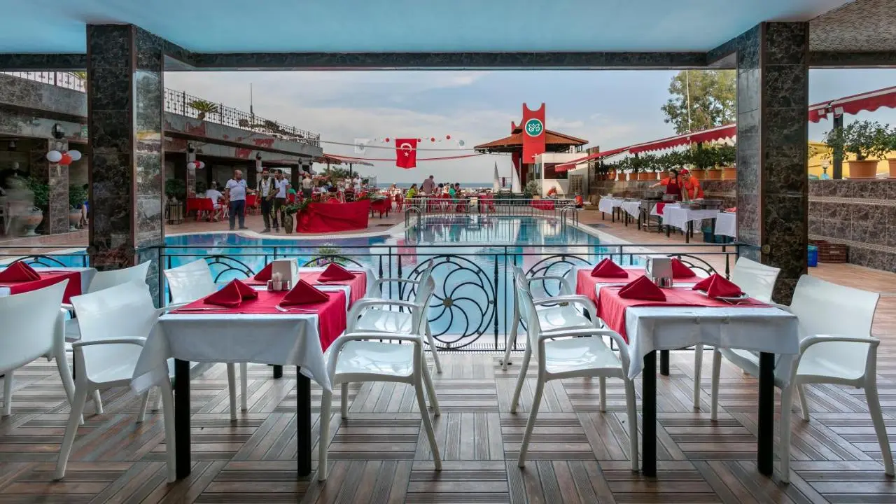Aleria Belport Beach Hotel
