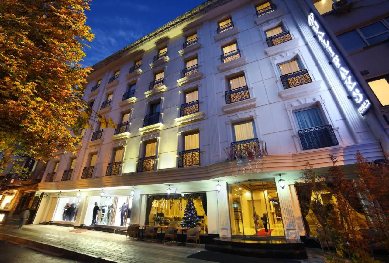 Halifaks Hotel