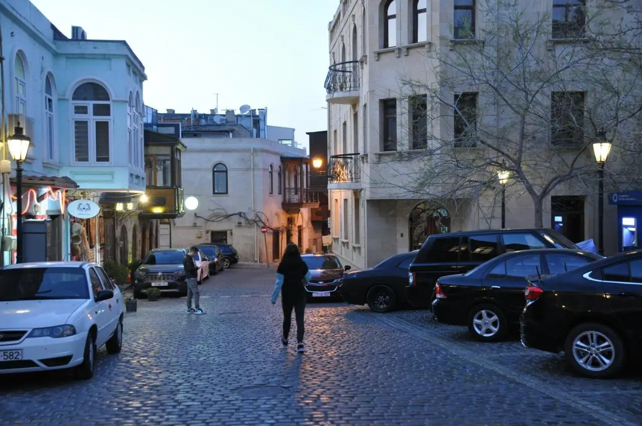 Lion House - Львиный дом - Baku old town
