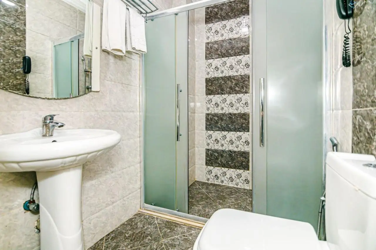 Maris Hotel Baku