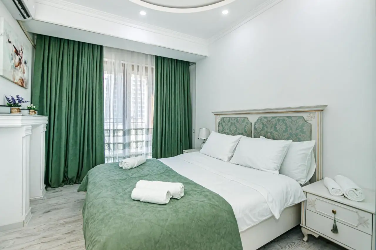 Park azure sweet apartment by Baku Housing