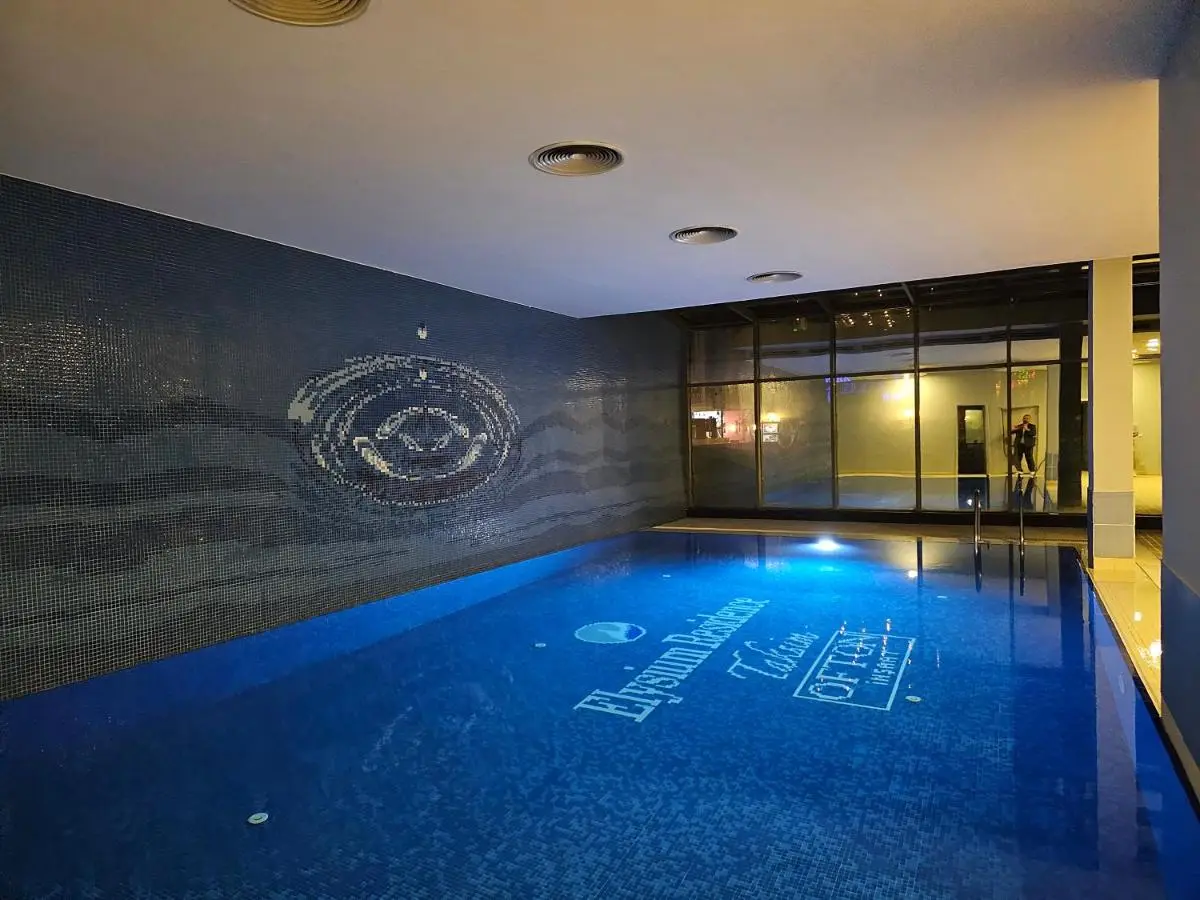 PERFECT RESİDENCE TAKSİM, 2 BEDROOM, POOL, Gym, Sauna