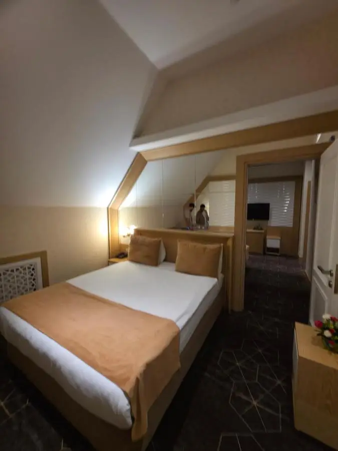 Regal Inn Hotel