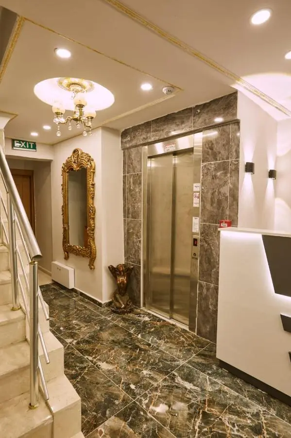 Sabina Hotel near Grand Bazaar, city center