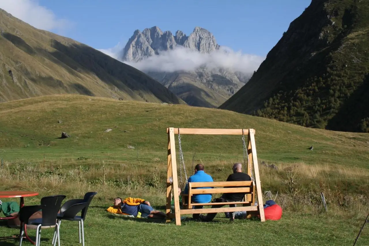 Zeta Camping -Chaukhi View Mountain Retreat