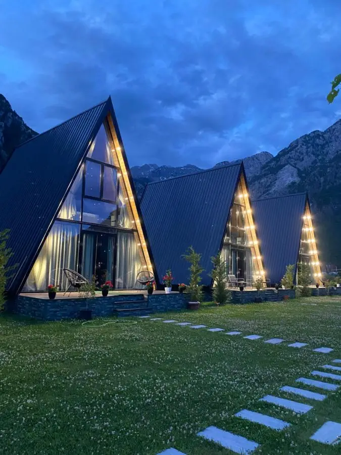 Monark Villas