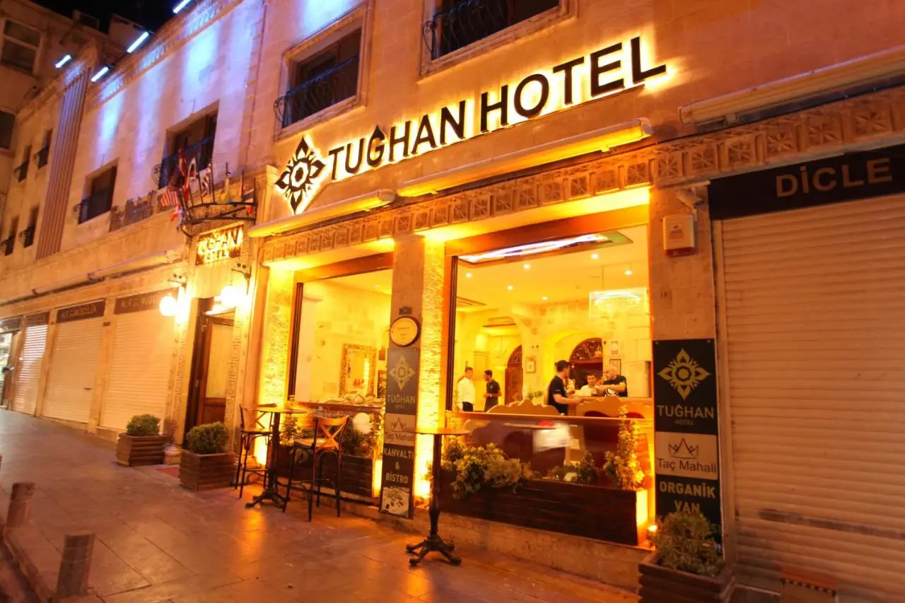 Tuğhan Hotel