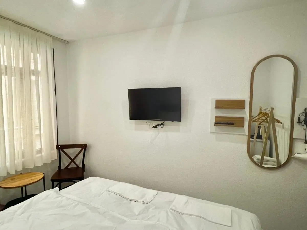 Noya Suites