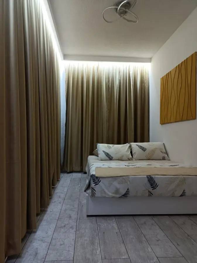 Cozy apartment with garden