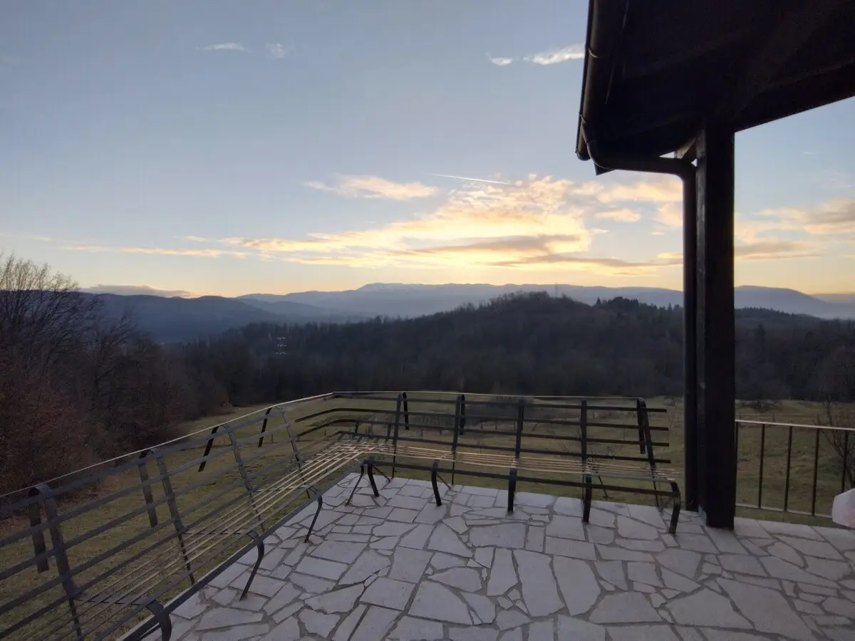 Nature retreat close to town