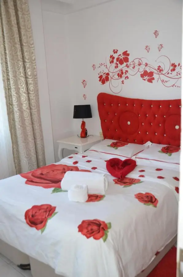 Side Apart Hotel