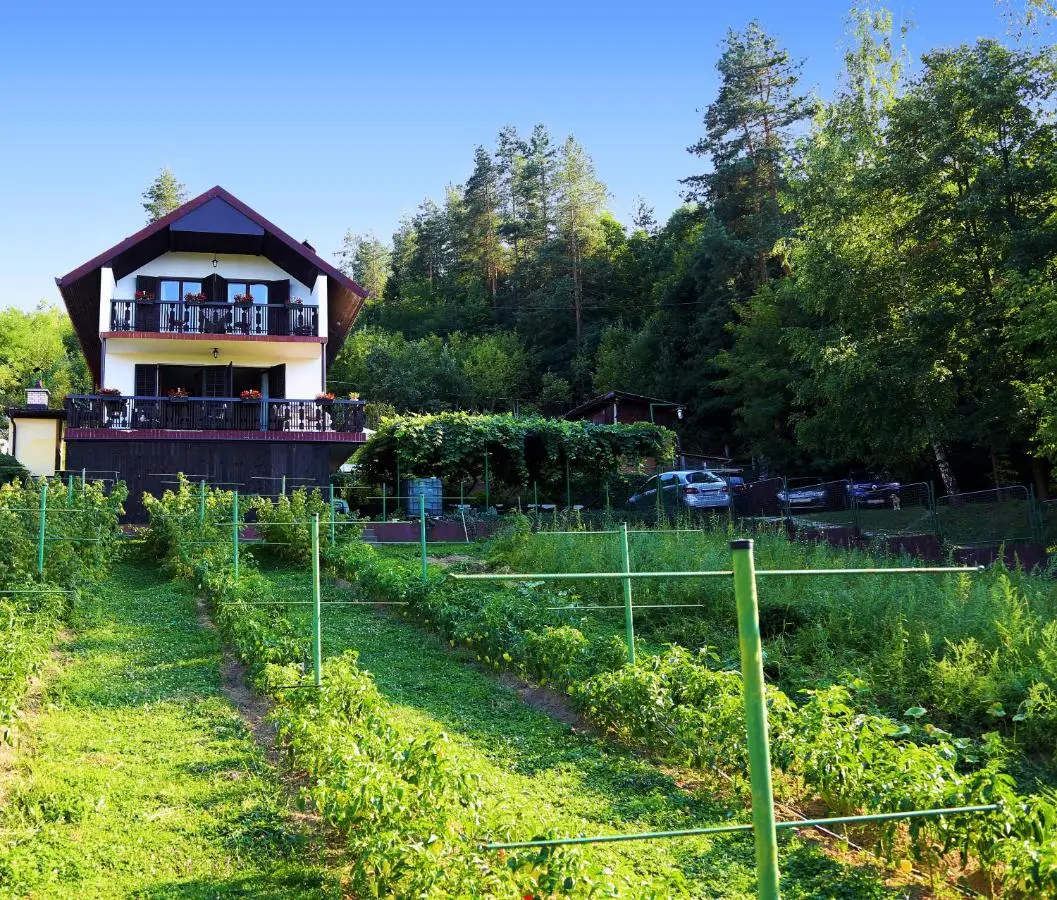 Merak Holiday Home