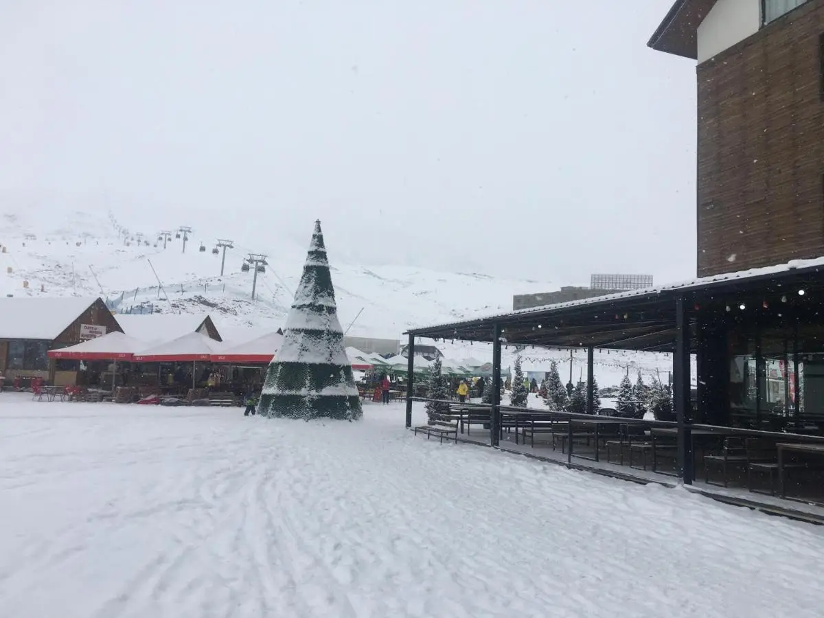 REDCO FOUR SEASONS IN NEW GUDAURI 302