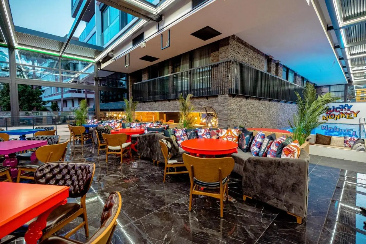 Lucky Monkey Hotel