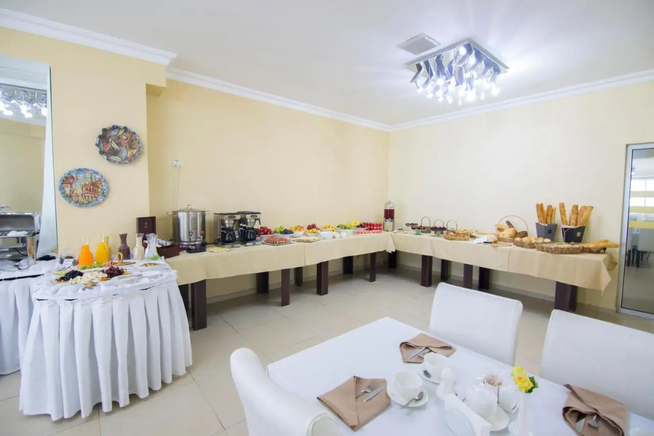 Hotel Aisi